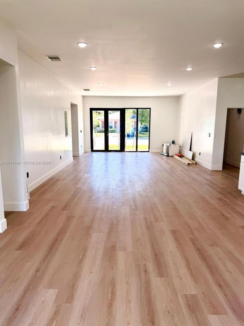 3371 NW 51st St , Unit A&B, Miami, FL 33142 Photo