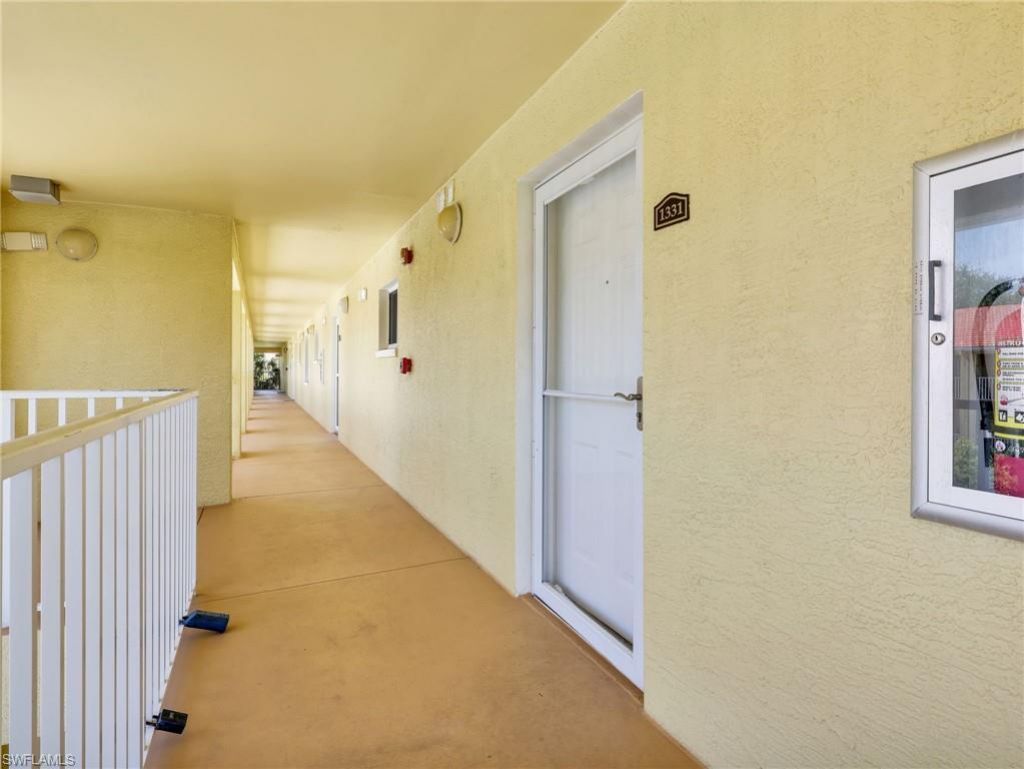 8284 Key Royal Cir, Unit 1331, Naples, FL 34119 Photo