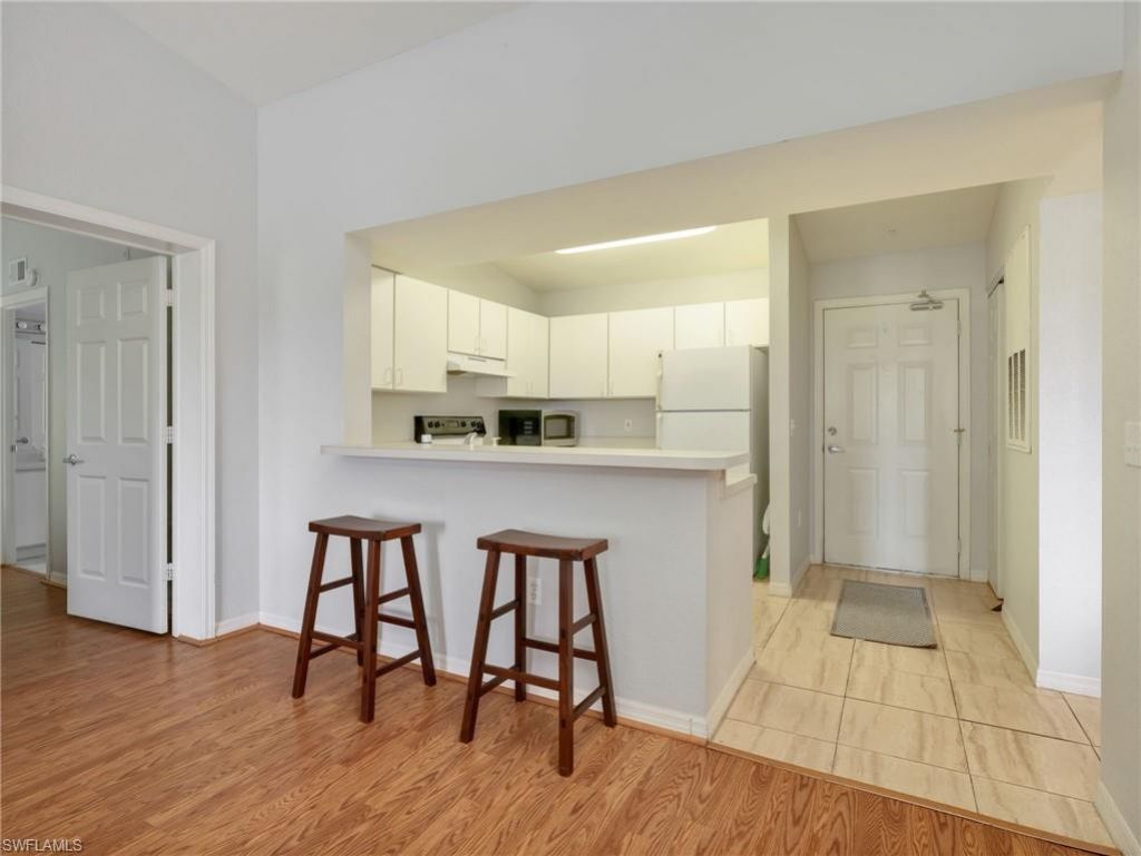 8284 Key Royal Cir, Unit 1331, Naples, FL 34119 Photo