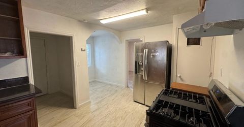 3824 14th Ave, Sacramento, CA 95820 Photo