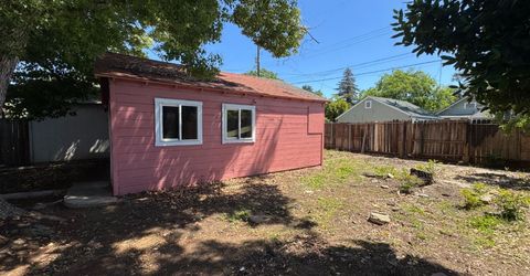 3824 14th Ave, Sacramento, CA 95820 Photo