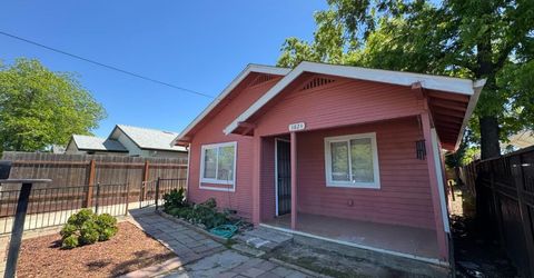 3824 14th Ave, Sacramento, CA 95820 Photo