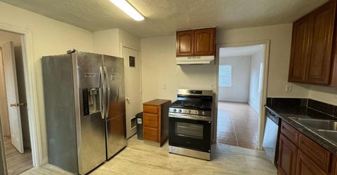 3824 14th Ave, Sacramento, CA 95820 Photo