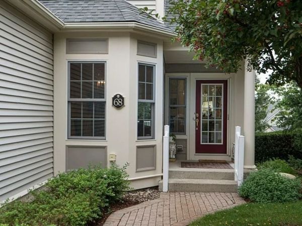 68 Charles Ct, Unit 68, Southborough, MA 01772