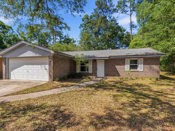 4561 Hickory Forest Circle, Tallahassee, FL 32303