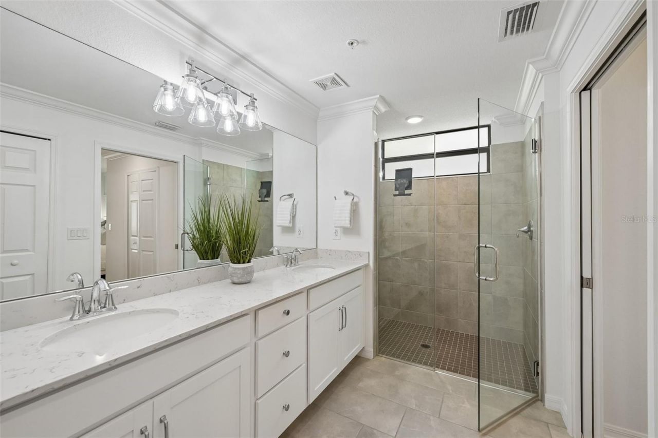 5721 Palmer Circle, Unit 101, Lakewood Ranch, FL 34211 Photo