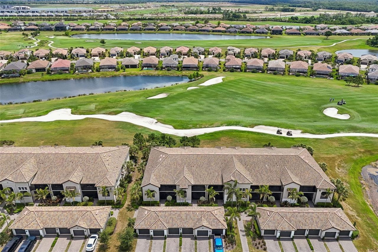 5721 Palmer Circle, Unit 101, Lakewood Ranch, FL 34211 Photo