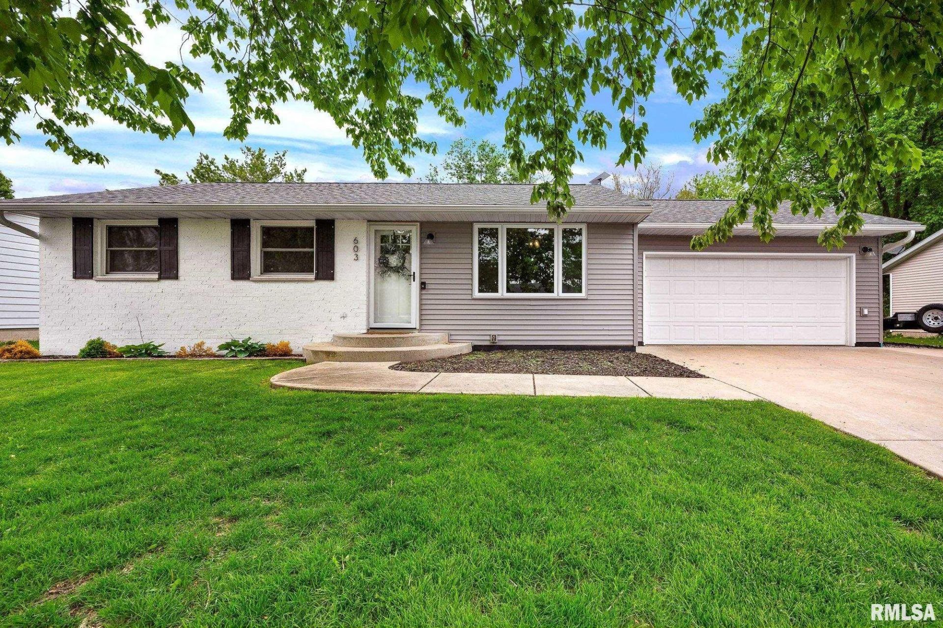 603 Manor Drive, Metamora, IL 61548 Main Photo