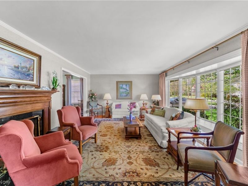 2058 Temblethurst Road, South Euclid, OH 44121 Photo 3