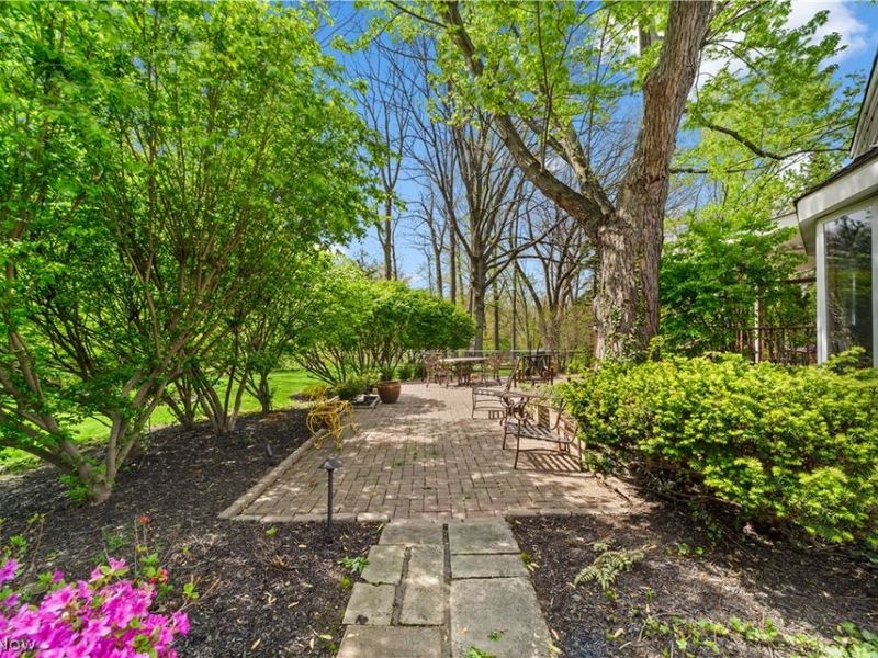 2058 Temblethurst Road, South Euclid, OH 44121 Photo 34