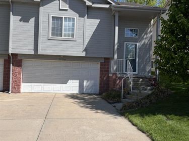 15110 Camden Avenue , Omaha, NE 68116