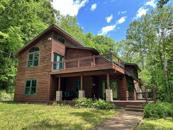 140 Carver Hollow Rd , Pleasant Shade, TN 37145