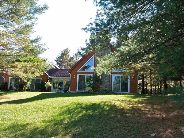 14543 Ensign Road , Burton, OH 44021