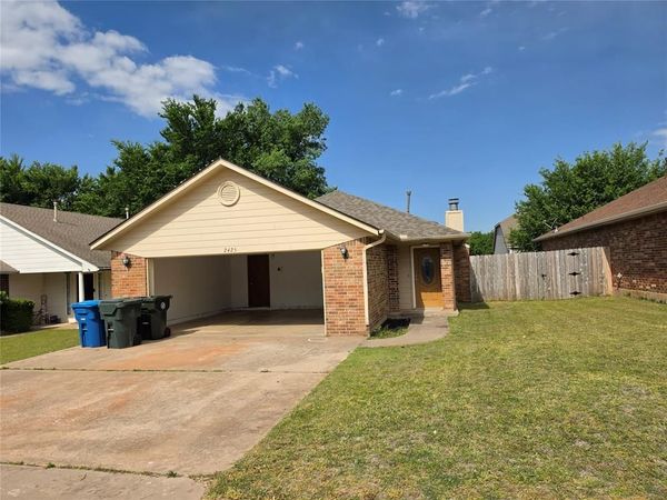 2425 Cherry Lane, Midwest City, OK 73130