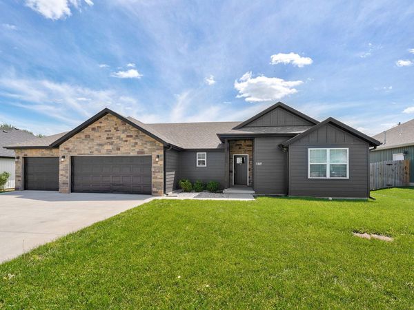 874 W Charlotte Court , Republic, MO 65738