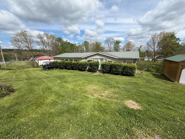 110 Jefferson Street, CRAB ORCHARD, WV 25827