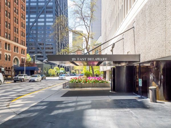 200 E Delaware Place , Unit 8-9C, Chicago, IL 60611
