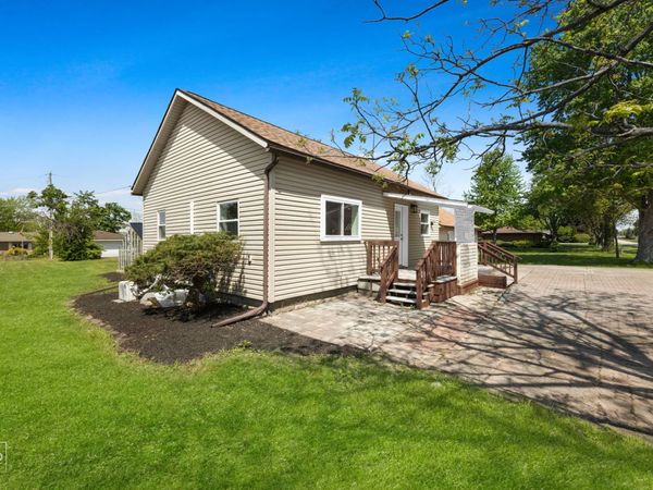 620 N 5th Street , Coal City, IL 60416
