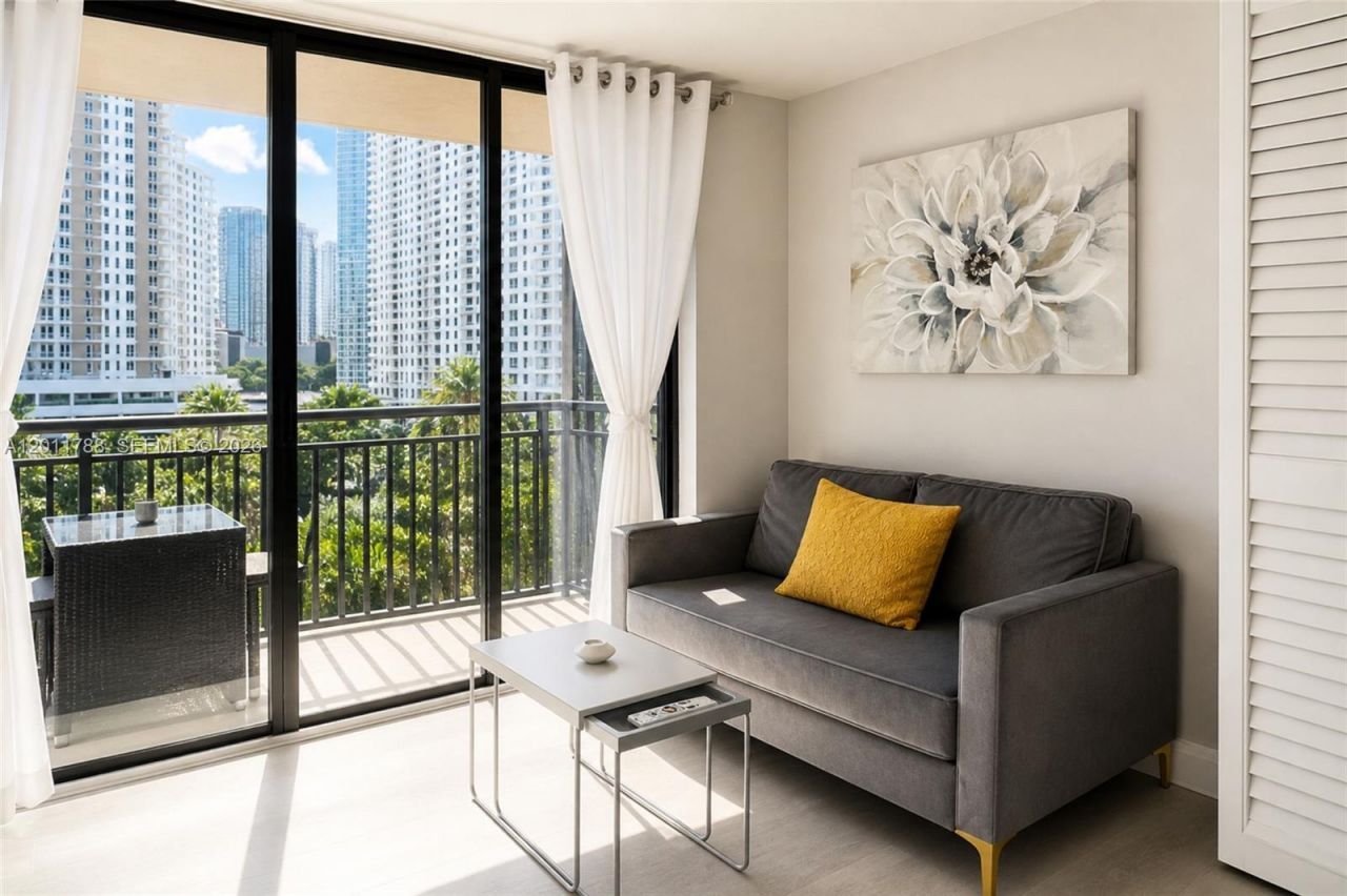 540 Brickell Key Dr , Unit 813, Miami, FL 33131 Photo