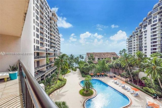 540 Brickell Key Dr , Unit 813, Miami, FL 33131 Photo