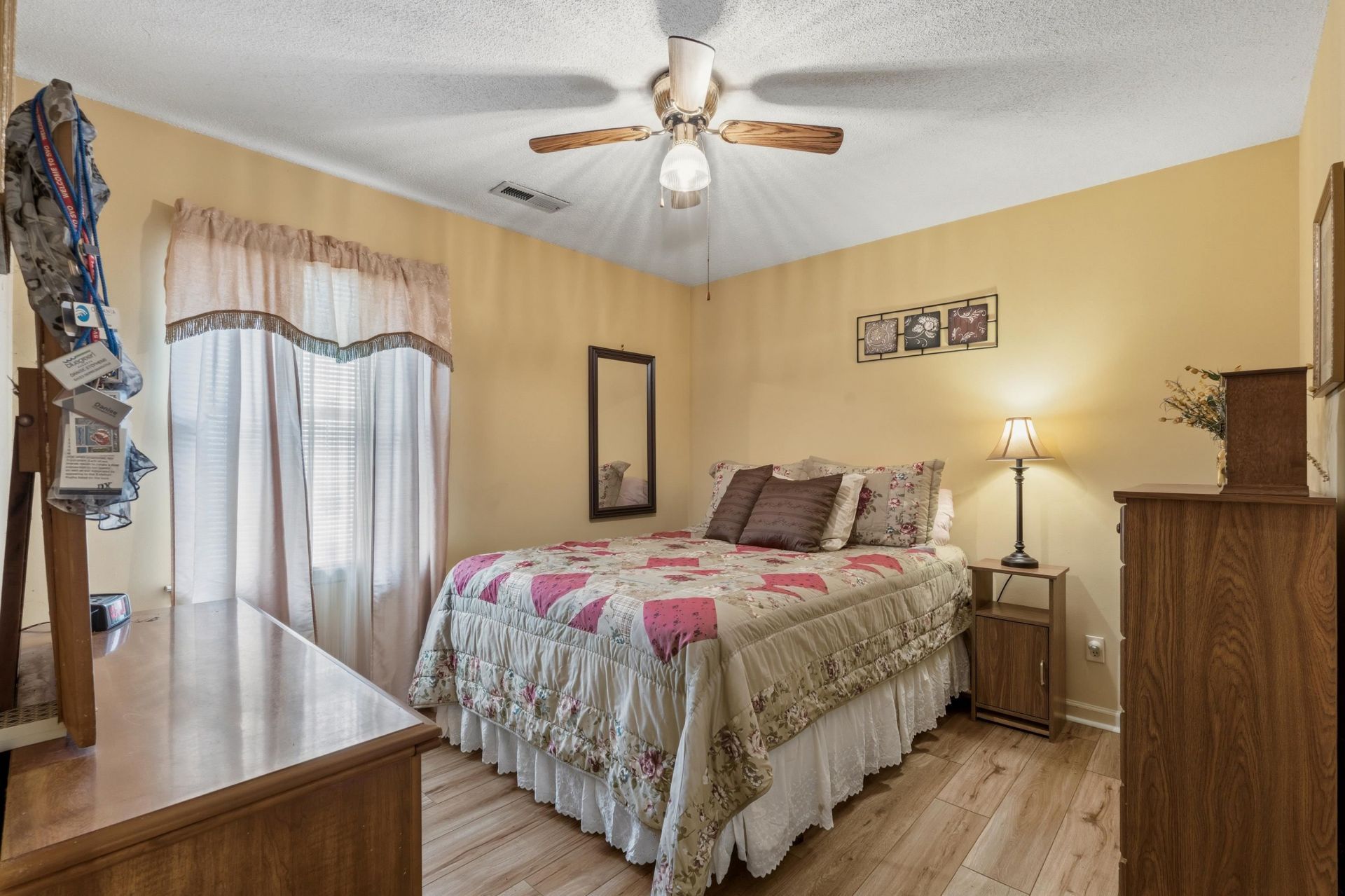 76 Channing Dr.  Photo 20