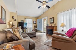 76 Channing Dr.  photo 4