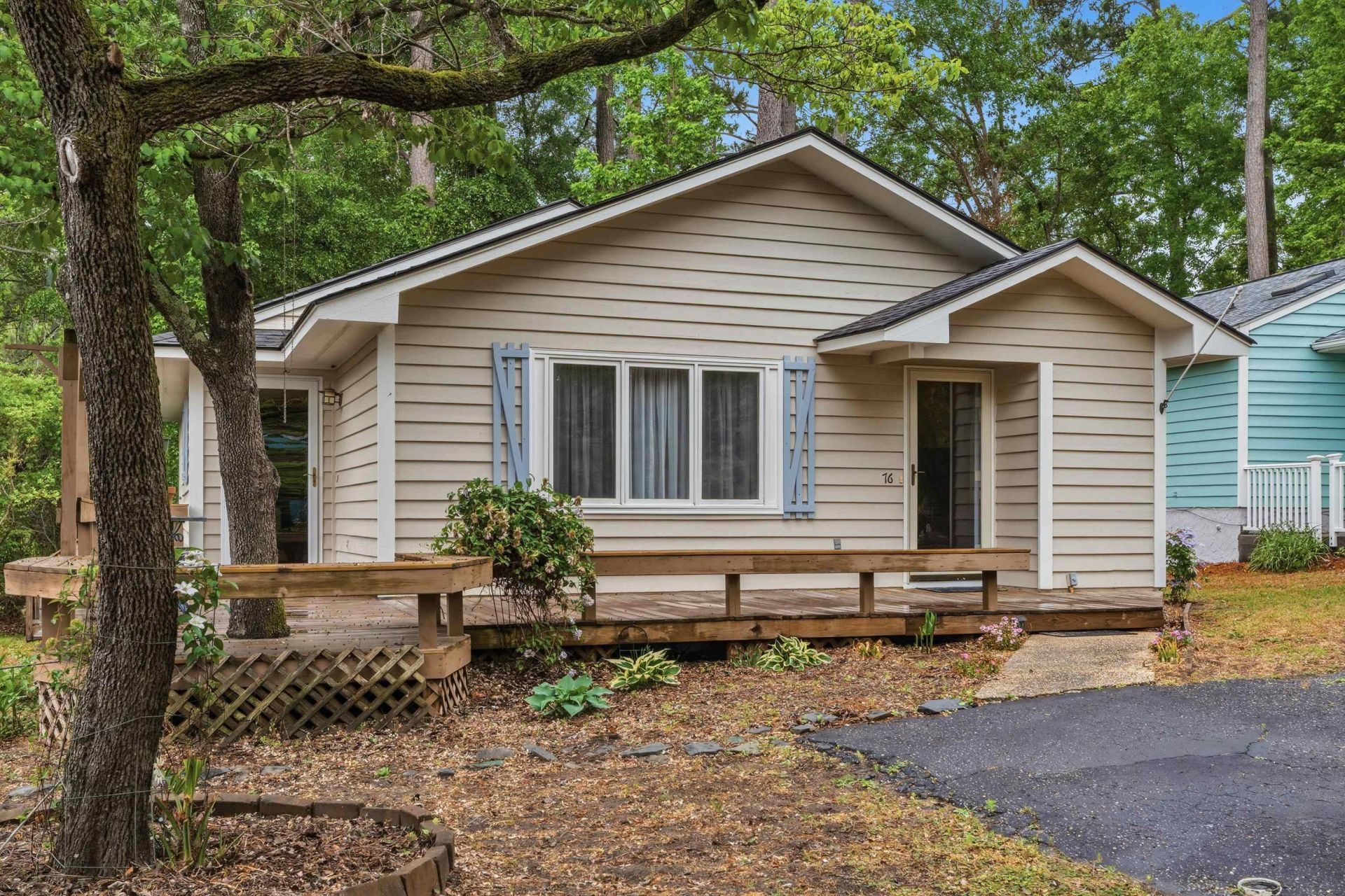 76 Channing Dr.  Photo 33