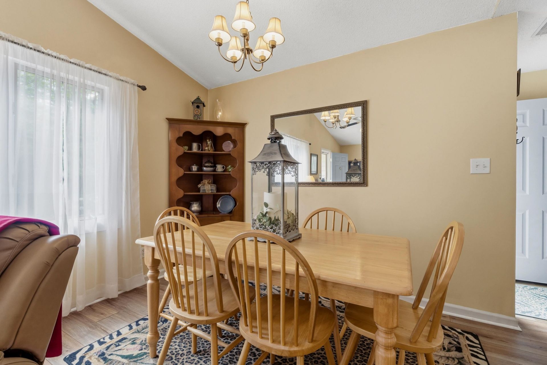 76 Channing Dr.  Photo 7