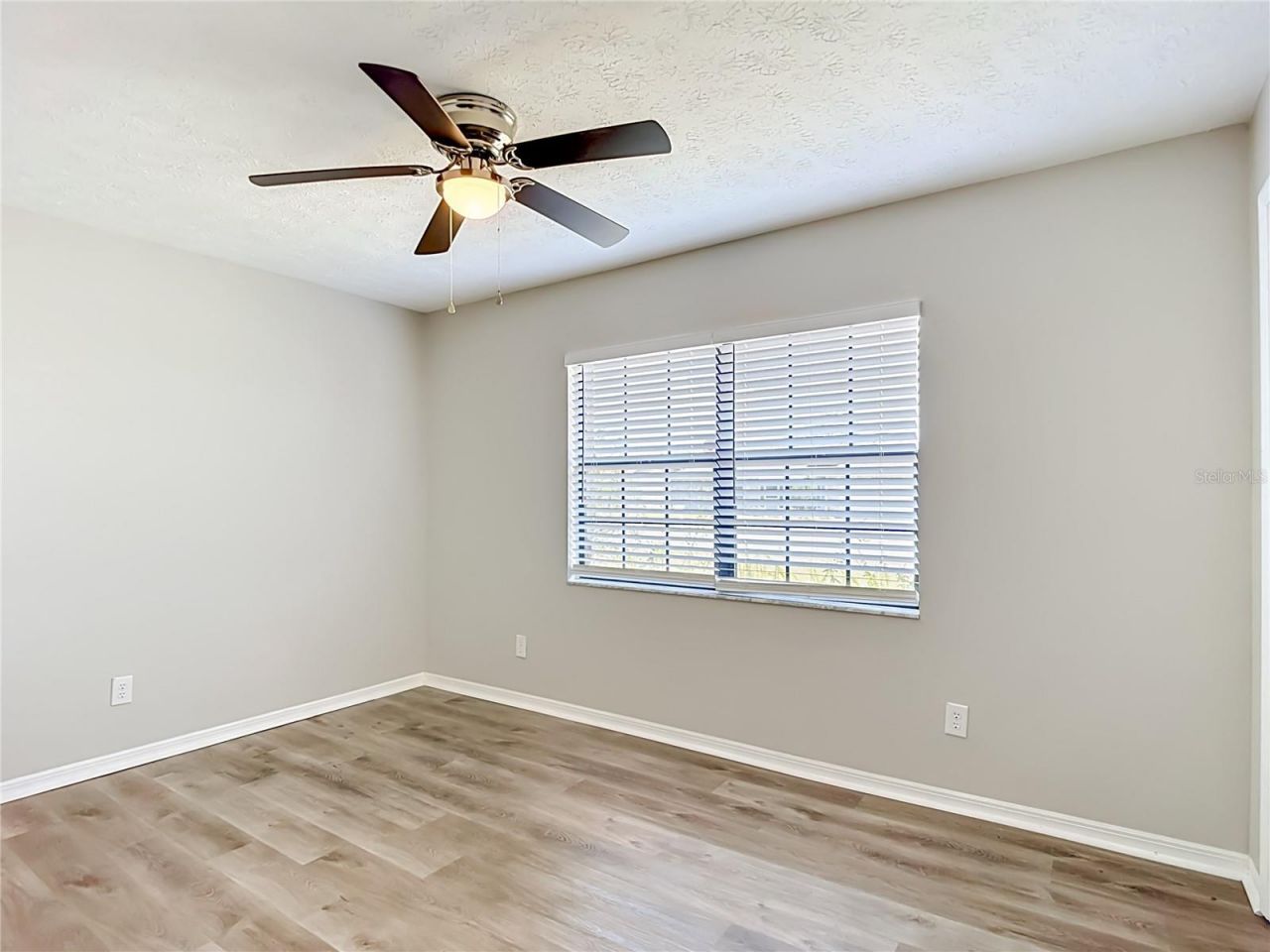 654 Timber Pond Drive, Brandon, FL 33510 Photo