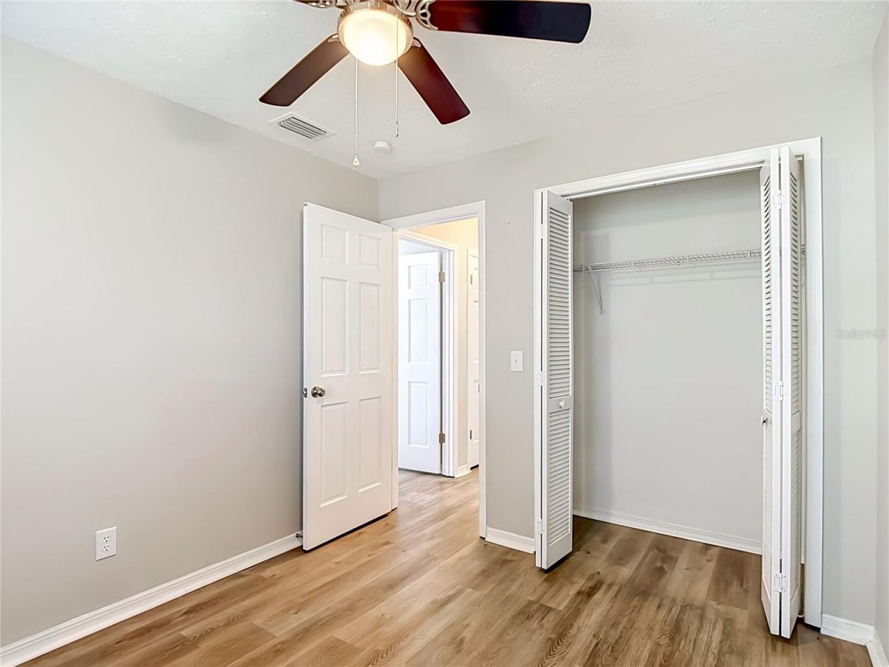 654 Timber Pond Drive, Brandon, FL 33510 Photo