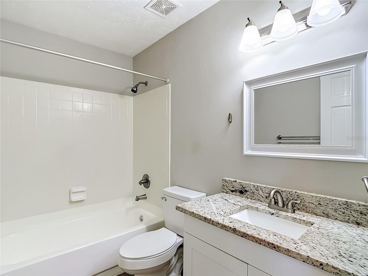 654 Timber Pond Drive, Brandon, FL 33510 Photo