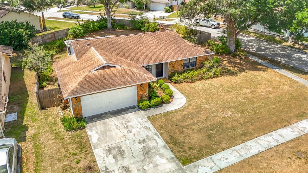 654 Timber Pond Drive, Brandon, FL 33510 Photo