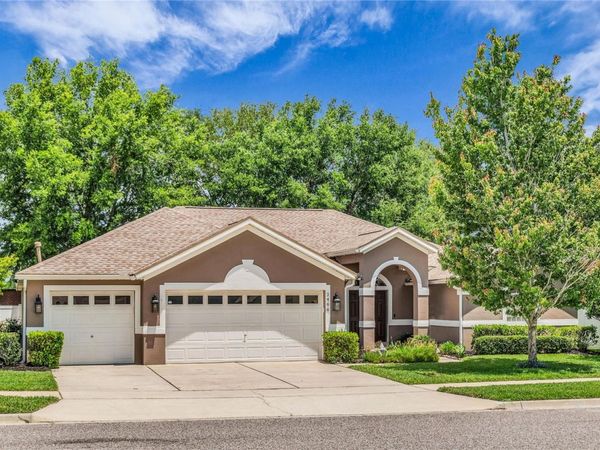 2466 HOLLY BERRY CIRCLE, CLERMONT, FL 34711