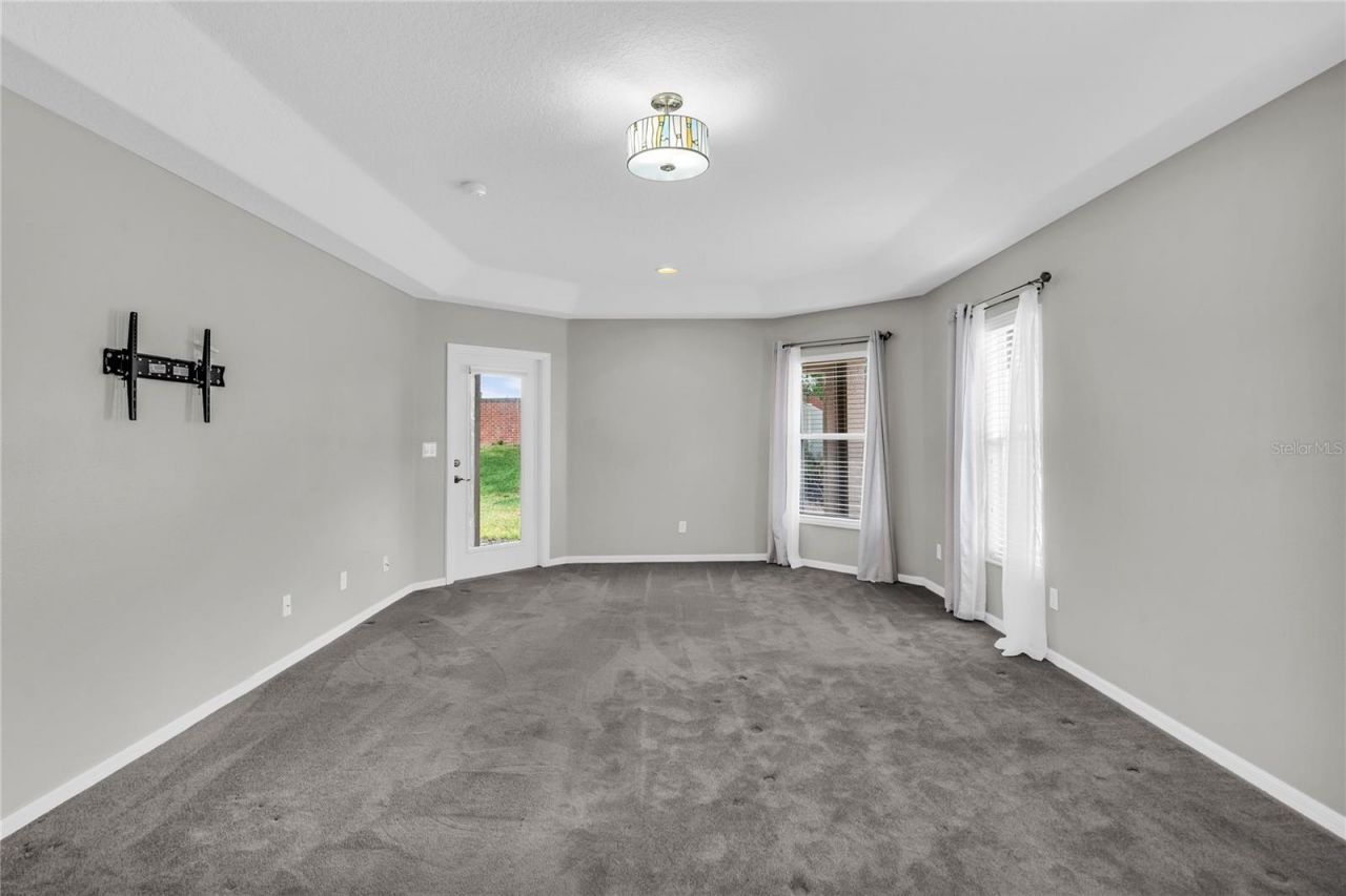 2466 Holly Berry Circle, Clermont, FL 34711 Photo