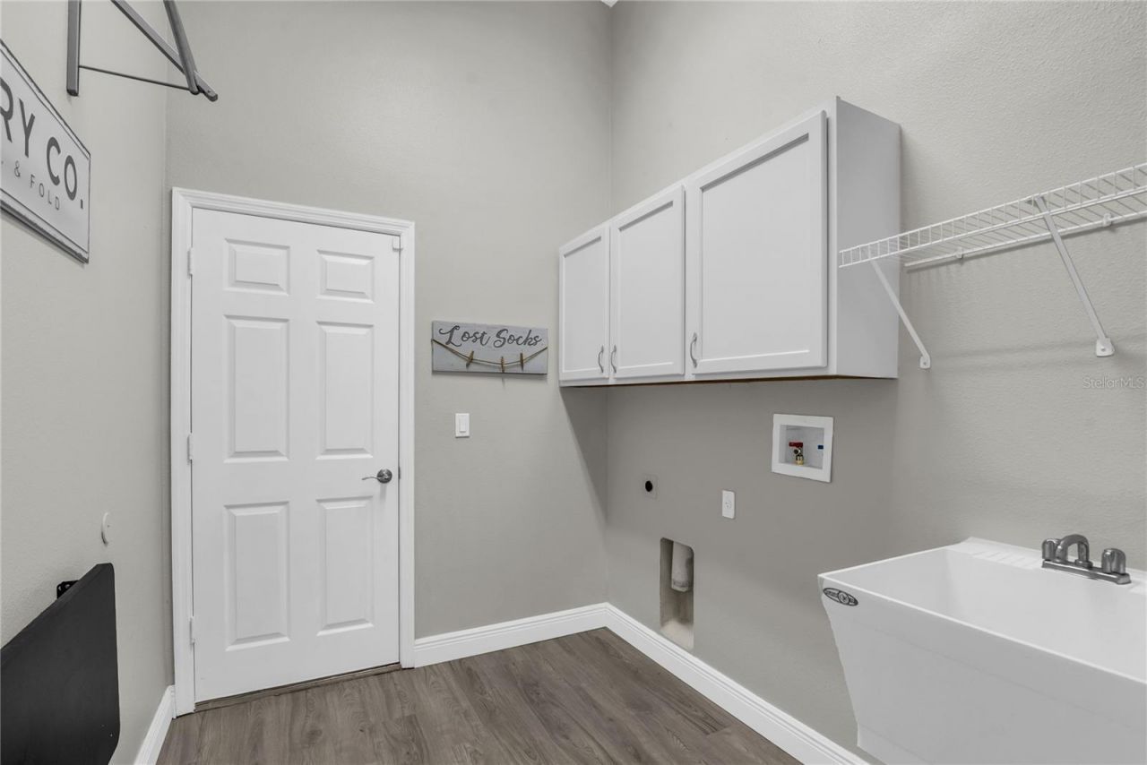 2466 Holly Berry Circle, Clermont, FL 34711 Photo