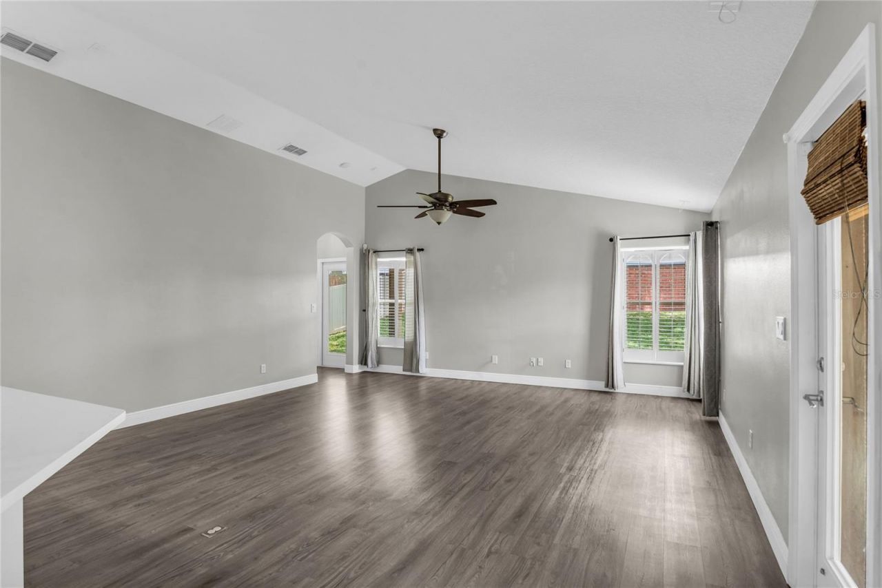 2466 Holly Berry Circle, Clermont, FL 34711 Photo