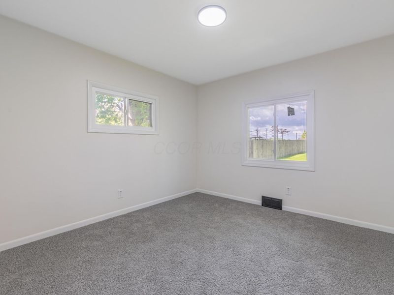 812 S Walnut Street , Urbana, OH 43078 Photo 13