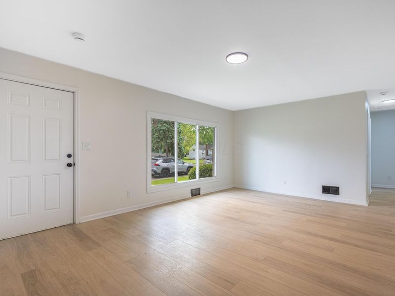 812 S Walnut Street , Urbana, OH 43078 Photo 3