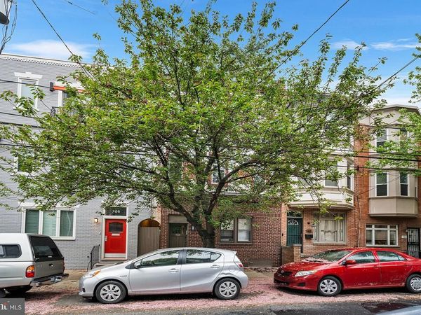 764 S 6TH STREET , PHILADELPHIA, PA 19147