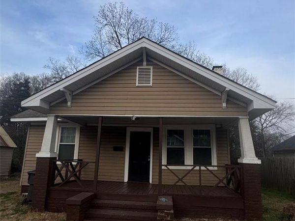 4604 Hovis Road , Charlotte, NC 28208