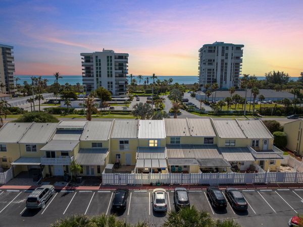 2801 N Hwy A1a, Unit Apt E, Fort Pierce, FL 34949