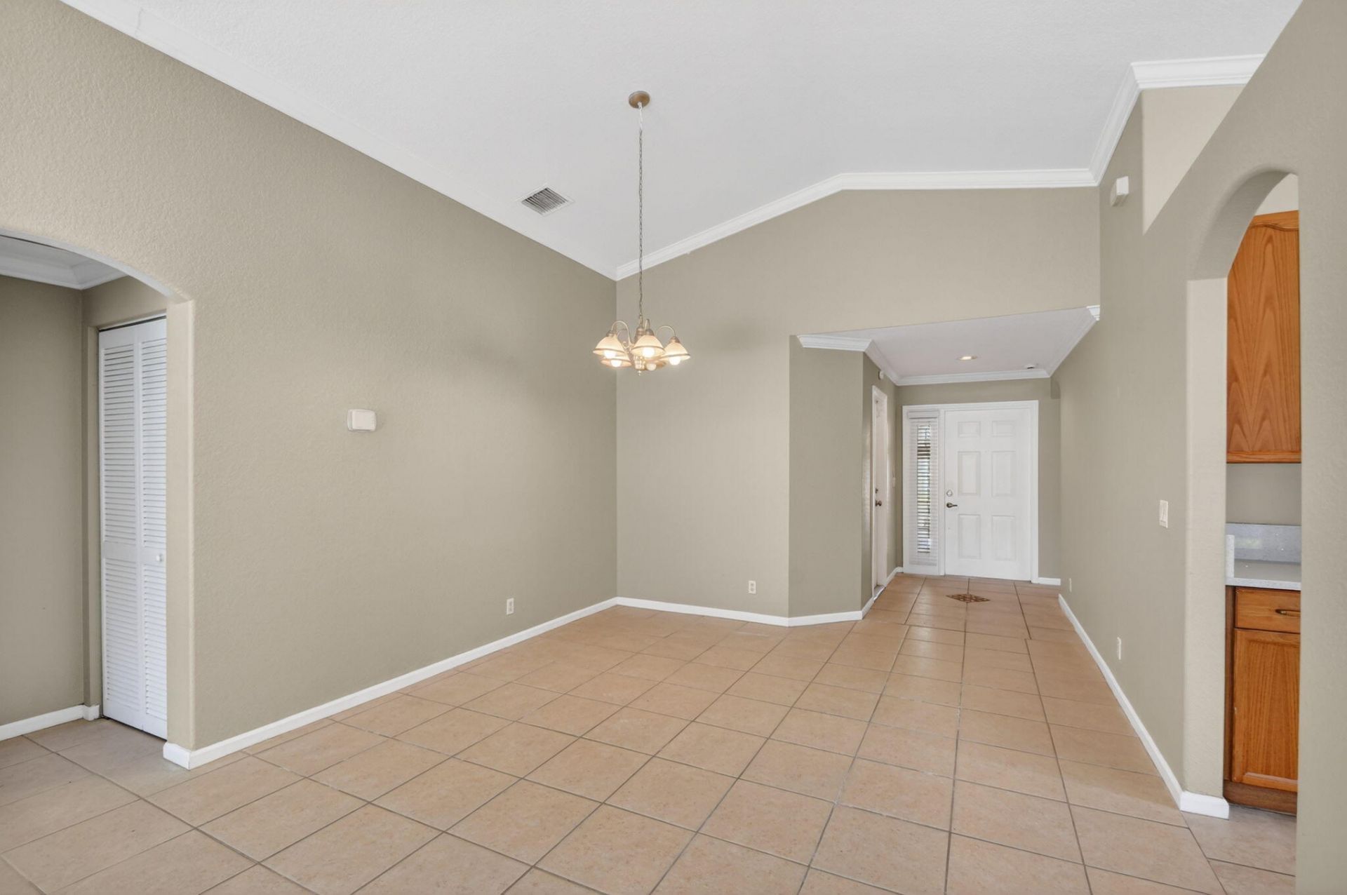 3746 Torres Circle, West Palm Beach, FL 33409 Photo