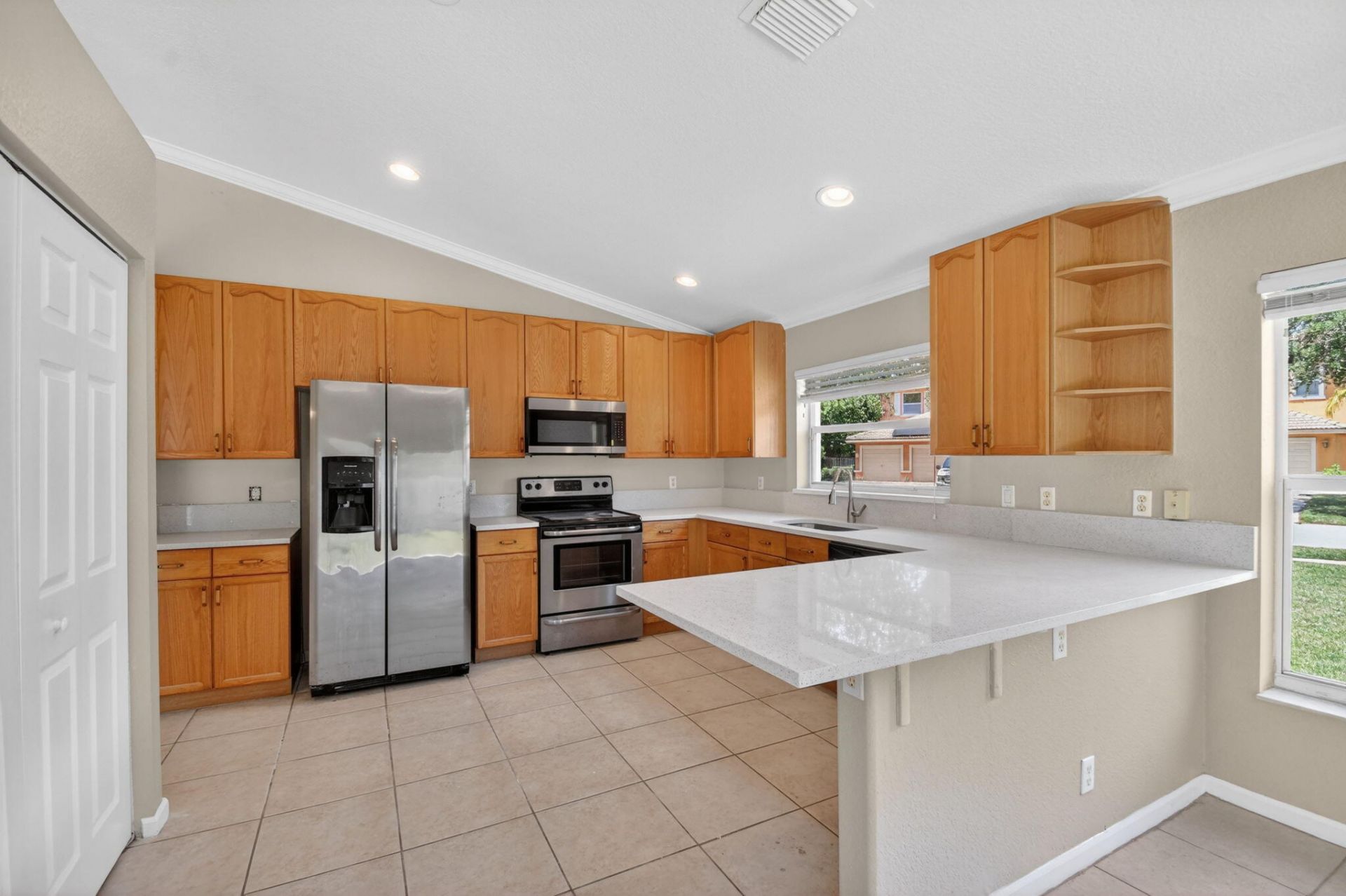 3746 Torres Circle, West Palm Beach, FL 33409 Photo