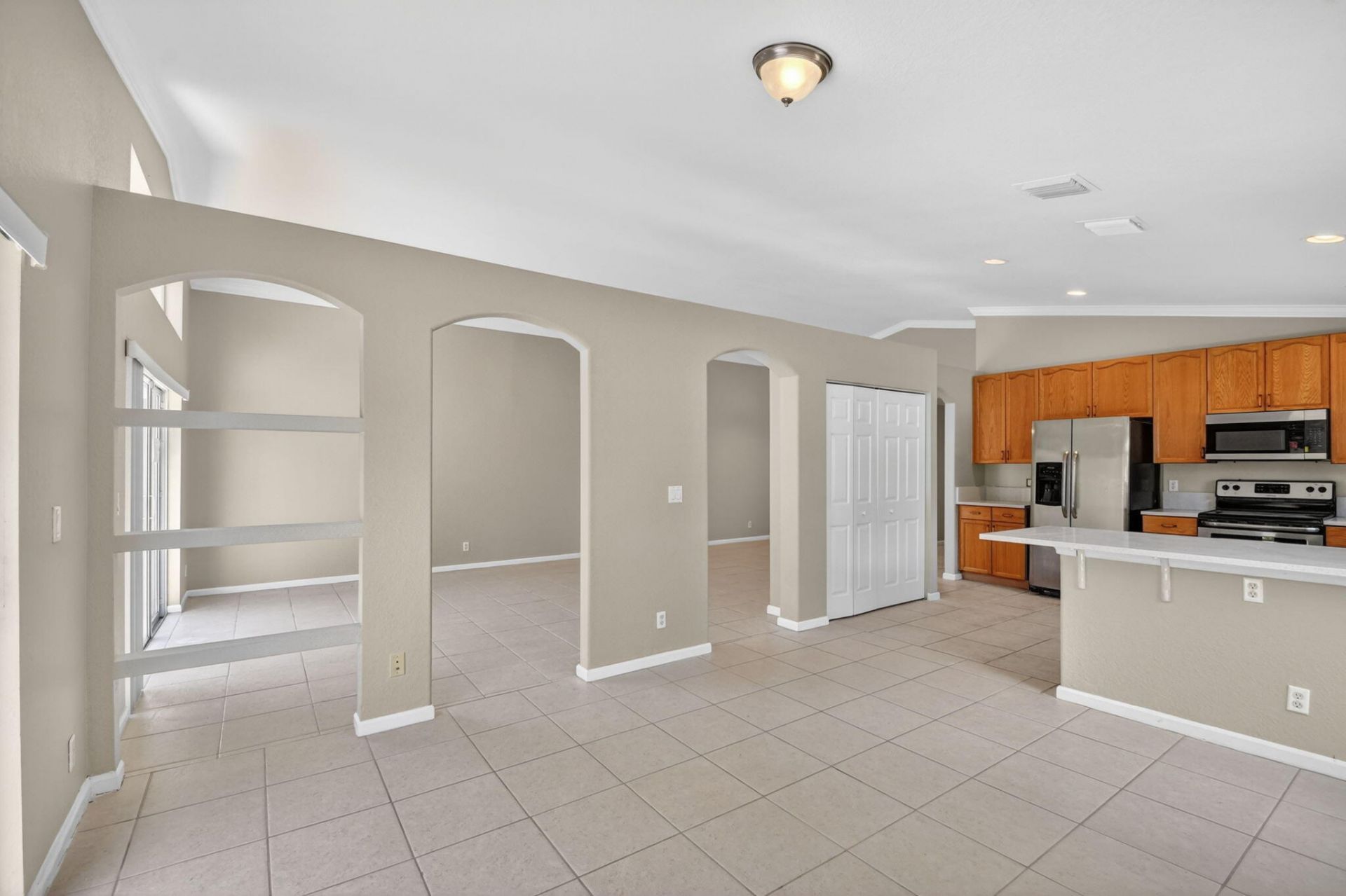 3746 Torres Circle, West Palm Beach, FL 33409 Photo