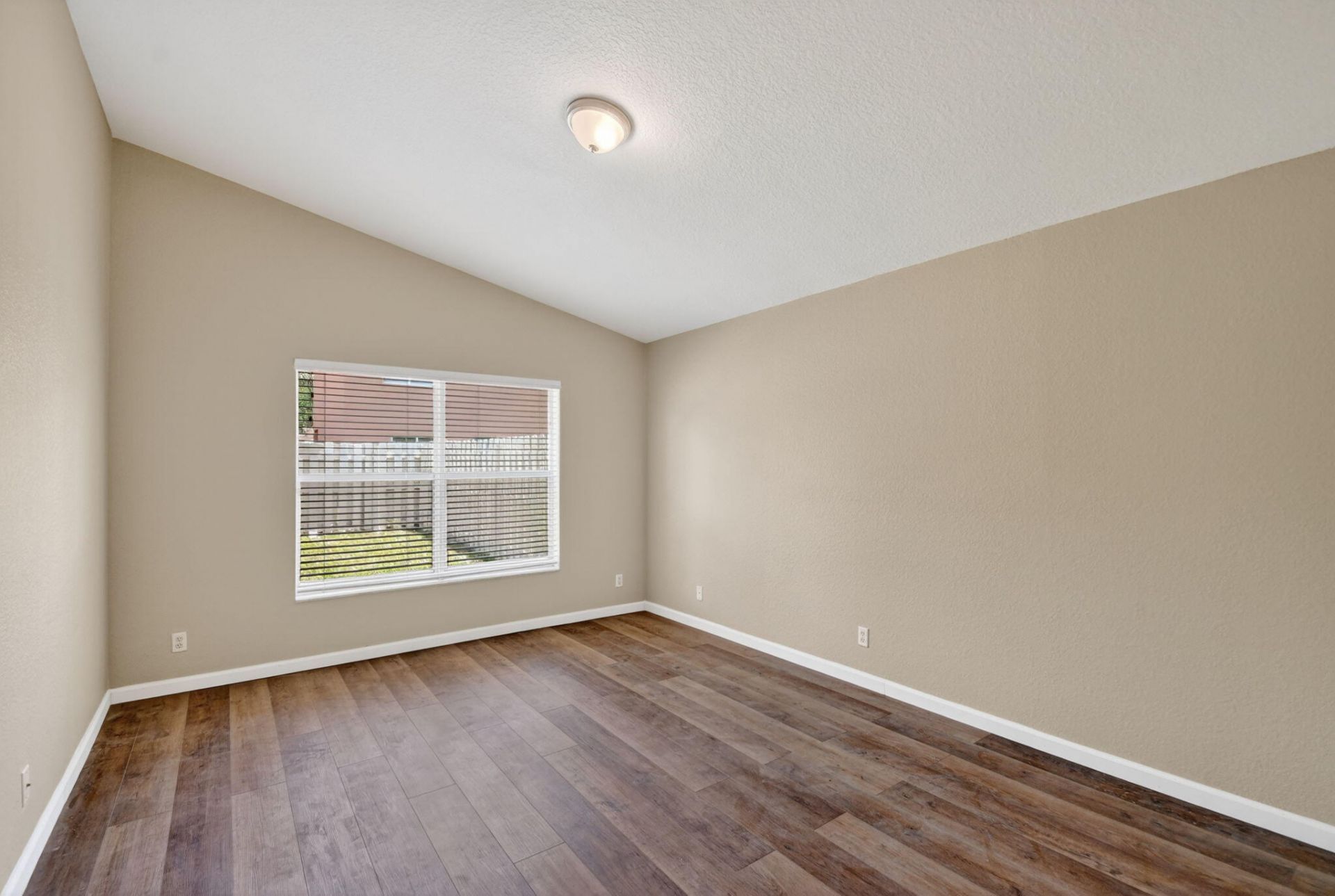 3746 Torres Circle, West Palm Beach, FL 33409 Photo