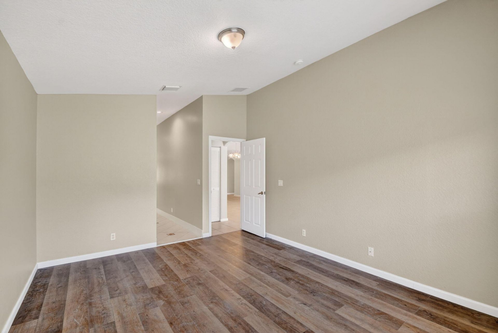 3746 Torres Circle, West Palm Beach, FL 33409 Photo