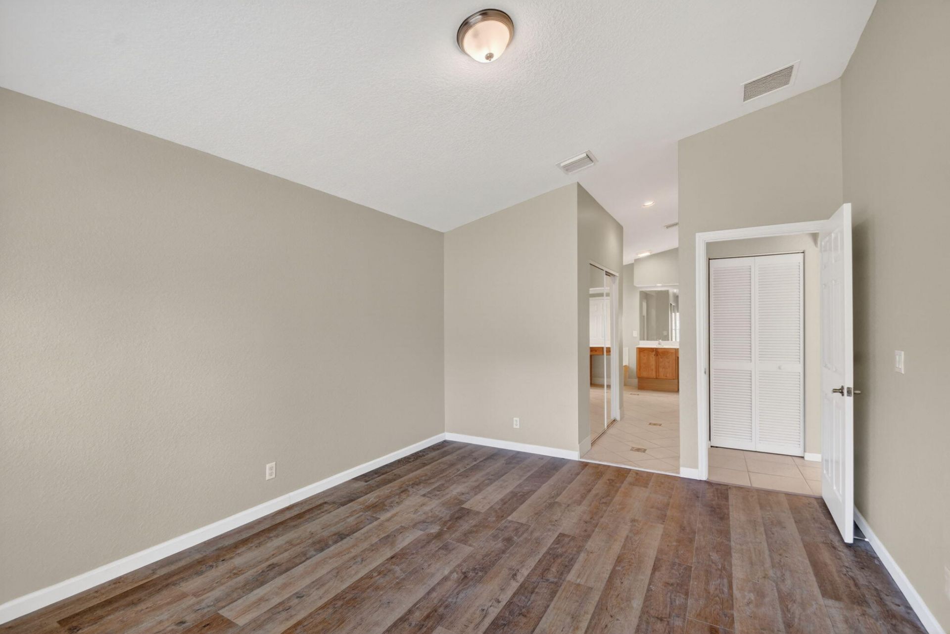 3746 Torres Circle, West Palm Beach, FL 33409 Photo