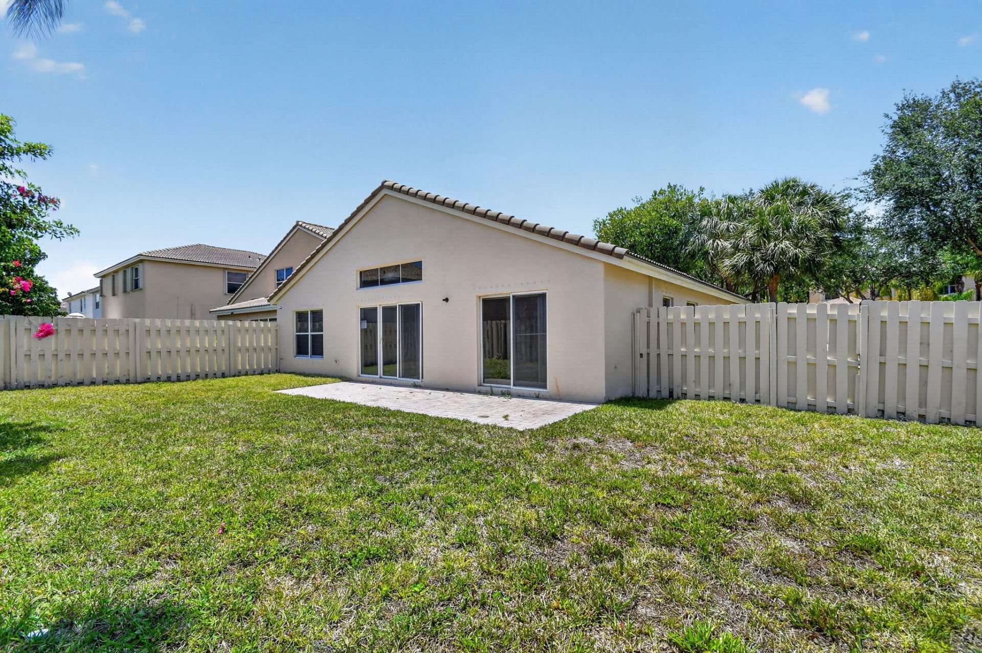 3746 Torres Circle, West Palm Beach, FL 33409 Photo