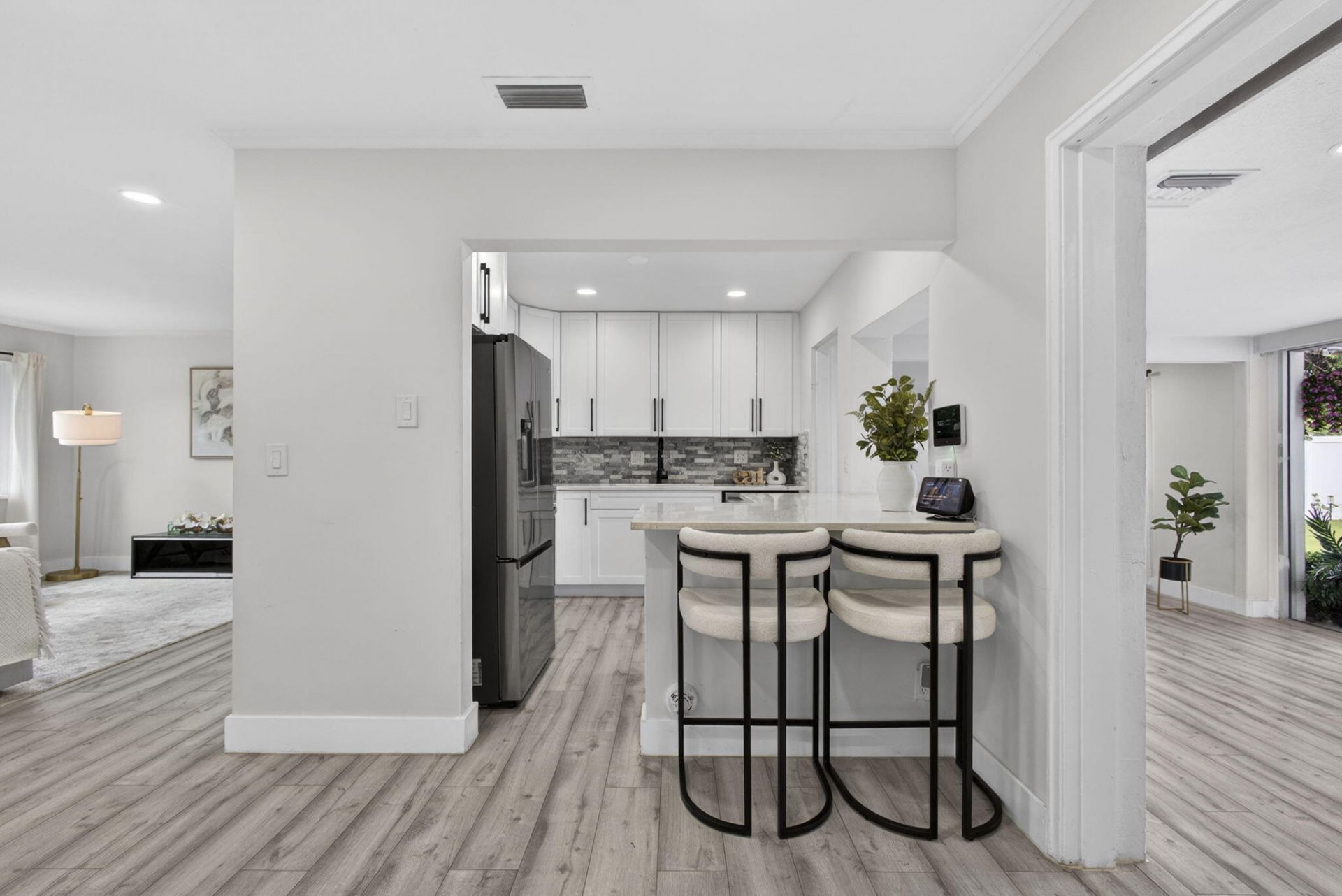 326 Alhambra Place, West Palm Beach, FL 33405 Photo