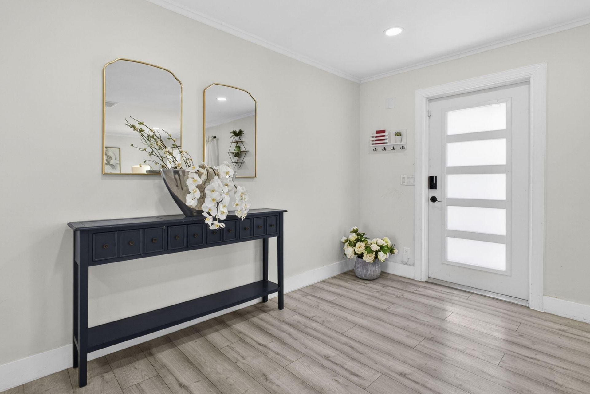 326 Alhambra Place, West Palm Beach, FL 33405 Photo